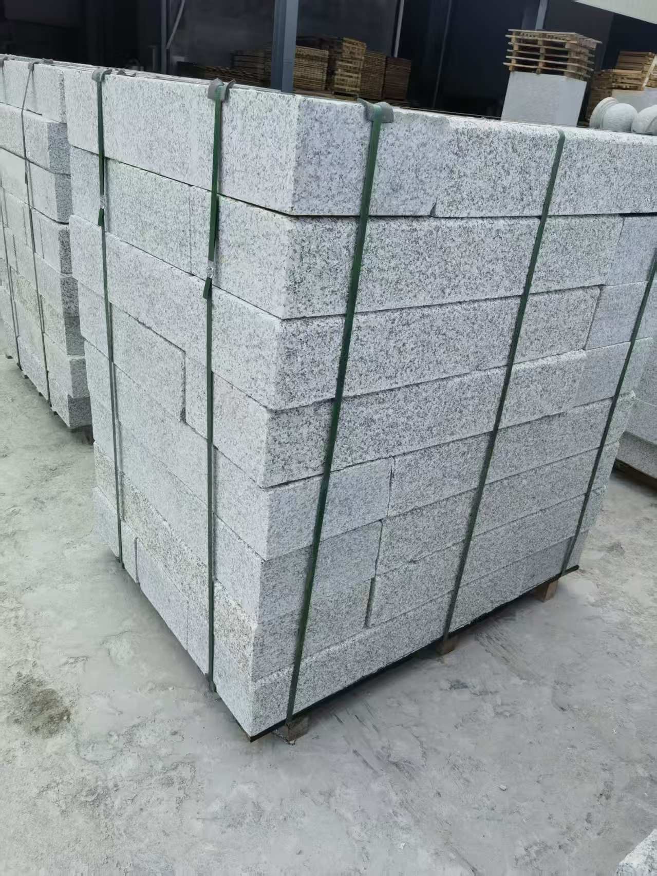 九江 芙蓉白火烧两面路沿石