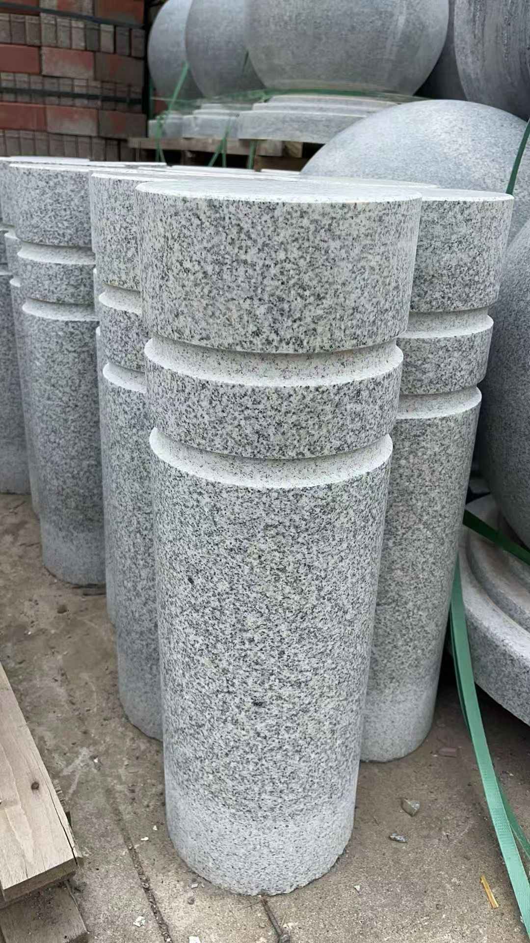 九江 芝麻白花岗岩挡车柱、隔离柱多少钱